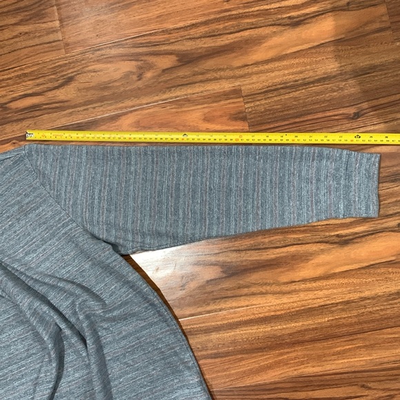 LINKSOUL Men’s Golf Crewneck - MENS SIZE LARGE - Picture 12 of 13